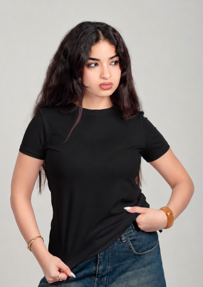Women’s Regular Fit Essential T-Shirt – Black
